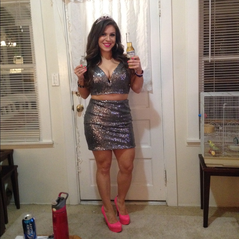 Sequence top and Skirt